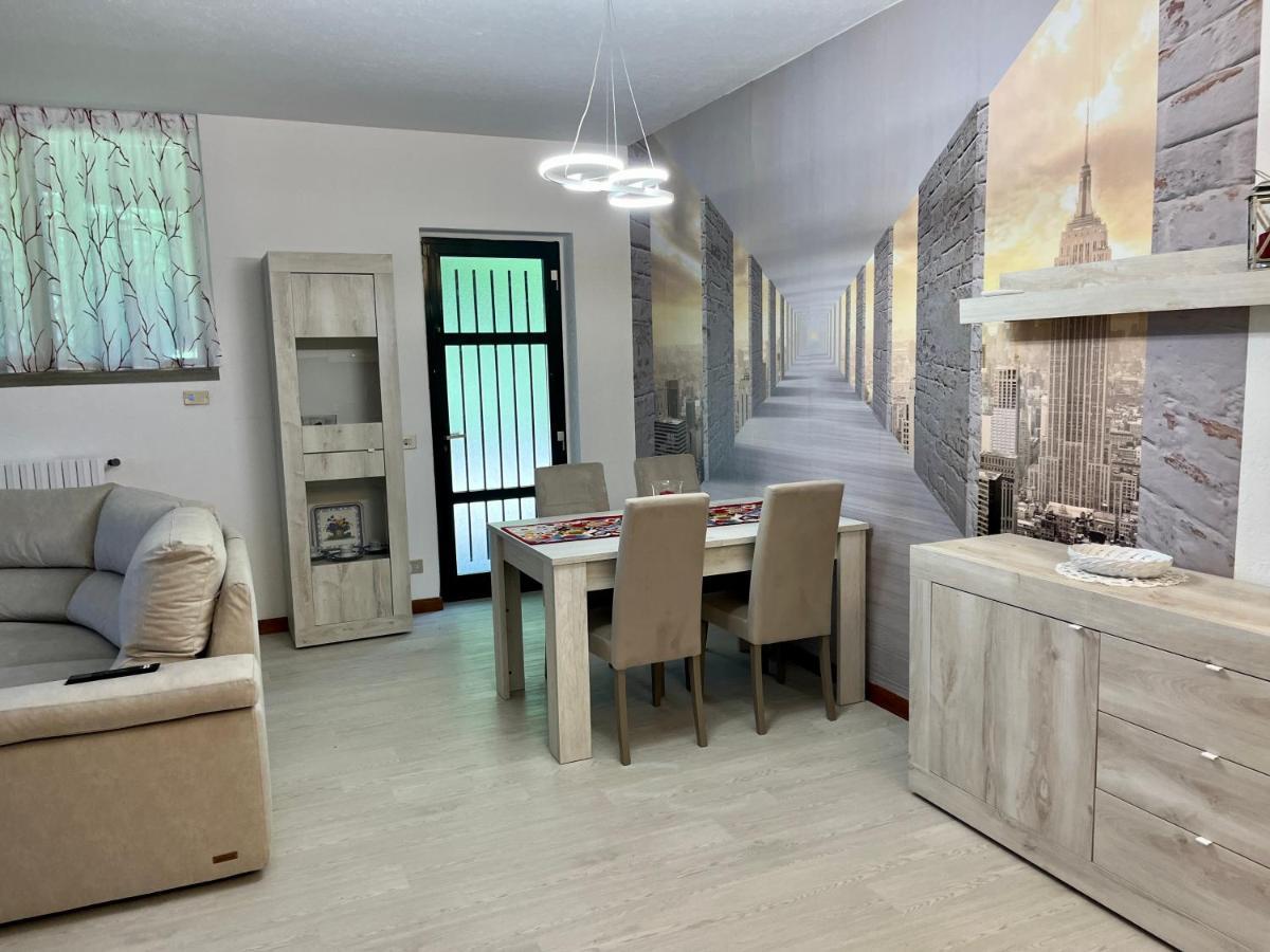 Lukas Home Con Il Cuore Appartamento 3 Camere Al Piano Terra E Appartamento 1 Camera In Taverna Merone Exteriér fotografie